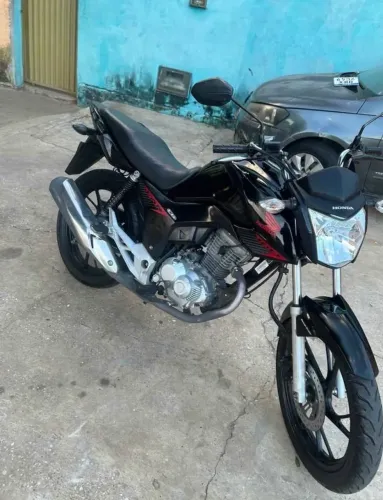 Titan 160