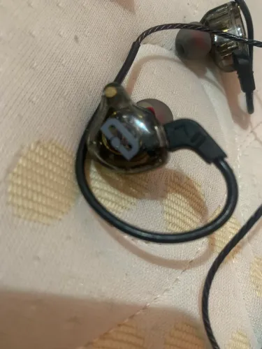 Fone de ouvido dylan