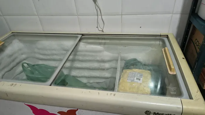 Freezer horizontal 400L