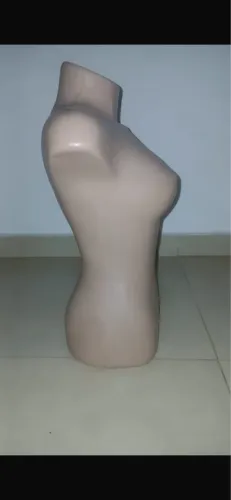 MANEQUIM PARA LOJA