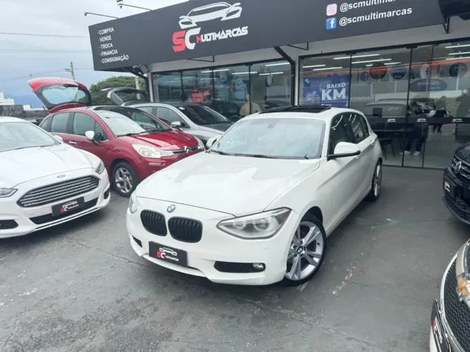 BMW 118IA / Urban/sport 1.6 TB 16V 170cv 5P 2013