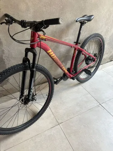 Bicicleta Aro 29  Houston 24 Velocidades Freio a Disco
