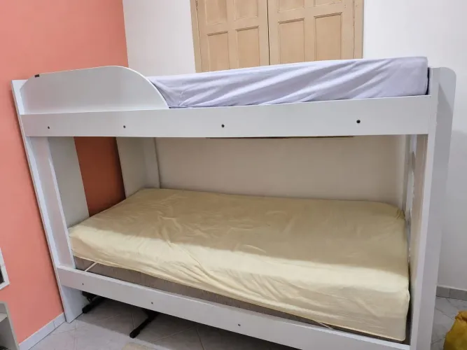 Vendo beliche bem conservada!  Acompanha só um colchão 