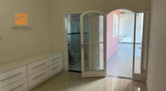 Casa com 3 dormitórios, 700 m² - venda por R$ 1.600.000 ou aluguel por R$ 5.288/mês - Cent