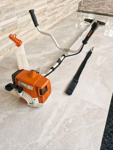 Roçadeira fs 12O ORIGINAL da stihl. Semi-nova 