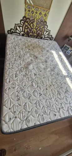 Liquidando colchão CASAL ortopédico ORTOBOM