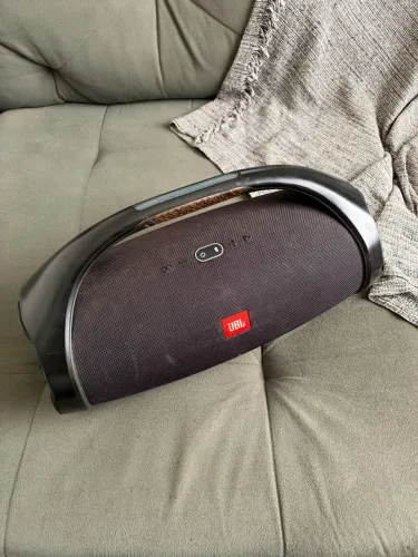 Boombox 2 jbl! Aceito cartão até 12x.