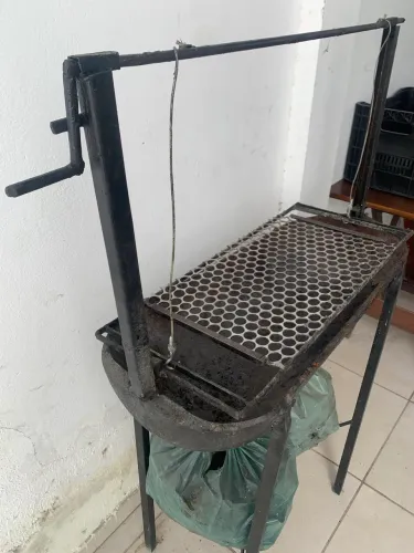 CHURRASQUEIRA 