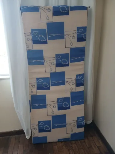 Colchão usado somente uma vez,em ótimo estado....