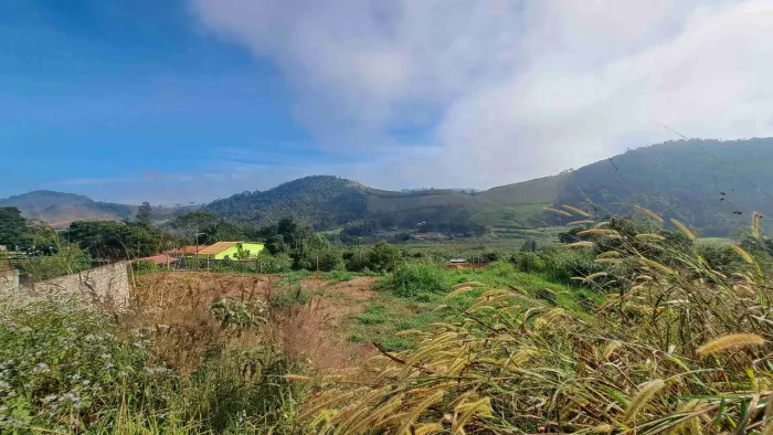 Terreno à venda com 2714m² no Chácaras Passos Del Rey - Juiz de Fora/MG