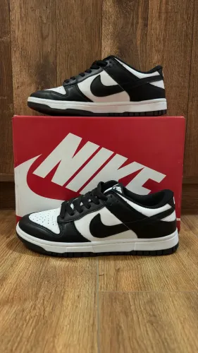 Nike Dunk Low Panda - Tamanho 40 (Novo na Caixa)