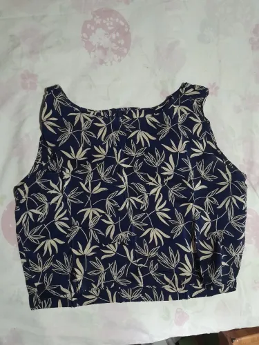 blusa cropped cetim estampada p