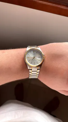 Relógio Casio Quartz Date ? Bicolor Prata e Dourado ? Novo nos Plásticos ? Water Resist