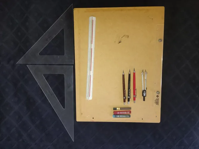 Kit Desenho Técnico Arquitetura-Prancheta A3 Trident+Lapiseiras Pentel+Compasso+Esquadros
