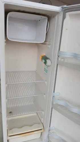 Geladeira em boa condição, Está funcionando perfeitamente 