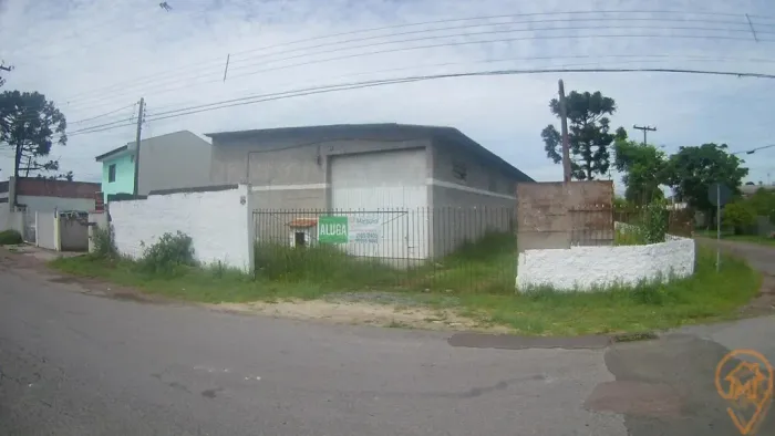 BARRACAO COM 210m² | TERRENO DE ESQUINA | BOQUEIRÃO