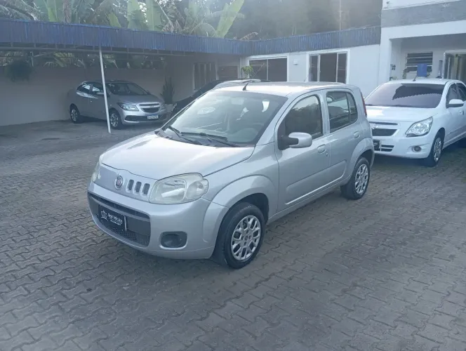 Fiat Uno Vivace Celeb. 1.0 EVO F.flex 8V 5P 2013