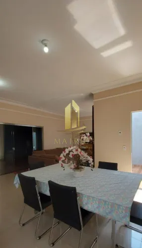 Matriz imobiliaria vende: casa Res. Meirelles