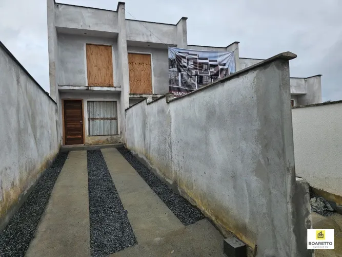 Sobrado 2 Dormitórios com Entrada em até 24X