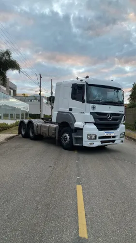 Axor 2536 Ano 2012 Automático