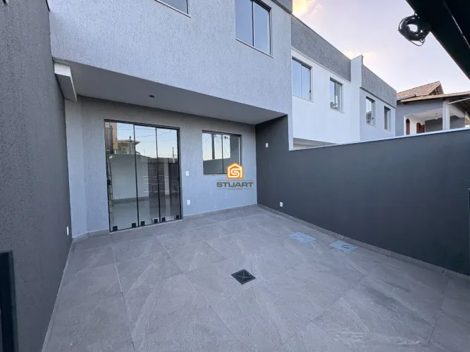 Casa com 3 quarto, suíte e 1 vaga no Santa Amélia!