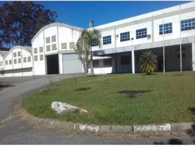 OTIMO GALPAO INDUSTRIAL . GUARULHOS . DIVISA DE ITAQUA ZUPI-1 ROD. AYRTON SENNA SENTIDO SA