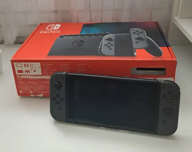 Nintendo Switch V1 Original (Bloqueado) - Completo + Tela Nova com Garantia