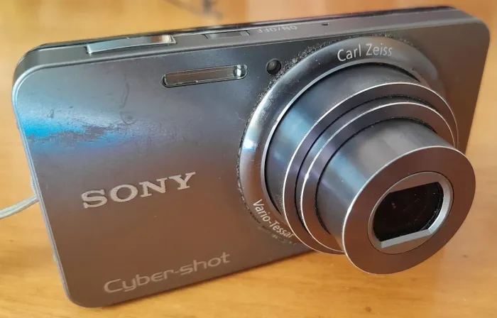 Câmera Digital Cyber Shot 16.1 W570 Bateria e Cartão Memória 8Gb Sony