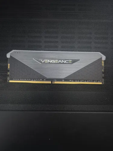 Memória Ddr4 Corsair Vengeance Rgb Rs 32gb 3200mhz