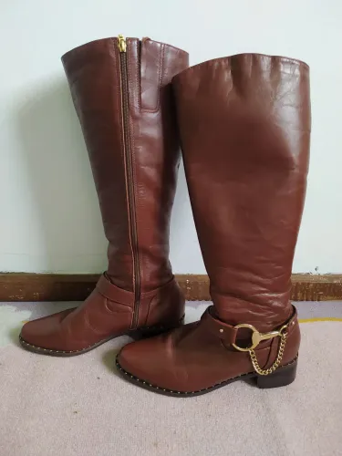 Bota cano alto