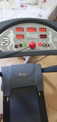 Esteira Ergométrica Dreams Fitness DR 2110 - Pouco Usada (Excelente Estado)