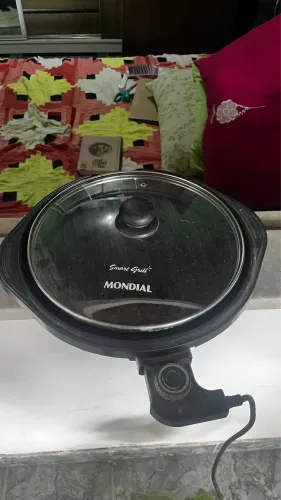 Panela Elétrica Mondial Smart Grill com Tampa