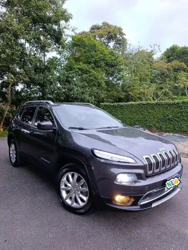 Jeep Cherokee Limited 3.2 4X4 V6 Aut. 2015