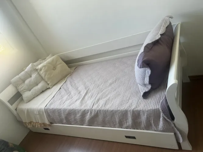 Cama Sofá dois lugares  TOK STOK