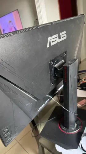 Monitor gamer Asus 27?