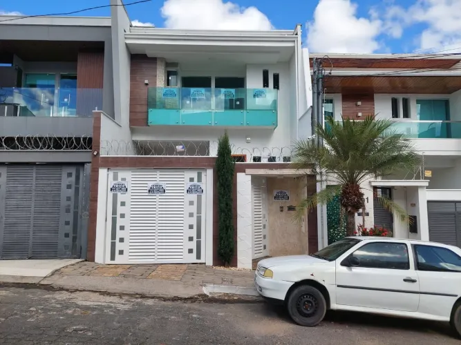 ALUGO CASA NO LAGOA SANTA/GV