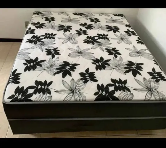 CAMA CASAL BOX CONJUGADA FRETE GRÁTIS 20CM COM MOLAS ENSACADAS