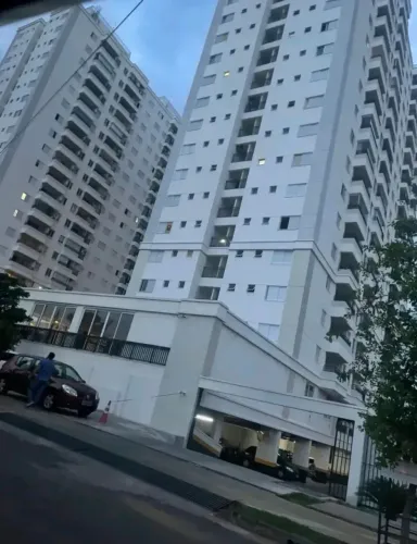 Apartamento 3 quartos sendo um suíte Residencial Praça Sudoeste andar alto