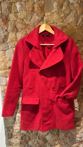 Sobretudo Vermelho Mamô