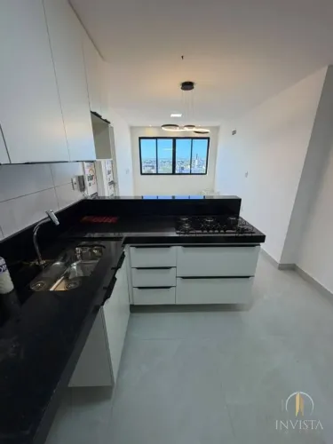 Apartamento com 1 dormitório para alugar, 32 m² ,água e gás incluso por R$ 3.300/mês - Bes