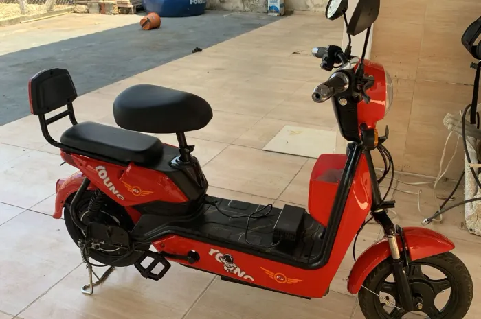 Vendo Motinha Eletrica