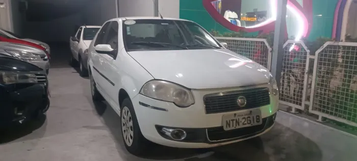Fiat Siena Tetrafuel 1.4 MPI Fire Flex 8V 4P 2011