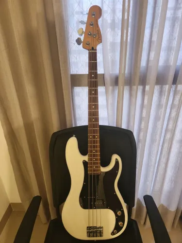Fender Precision Player 2