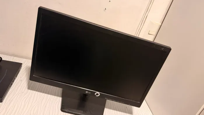 Monitor LG Flatron 20" 20M37AA-B - Funcionando Perfeitamente