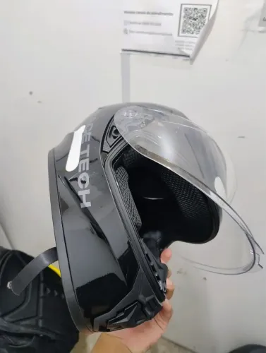 Capacete race tech 