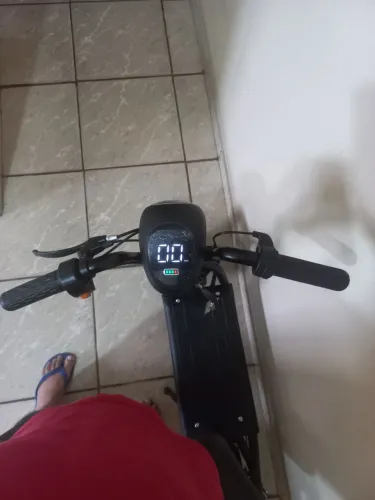 Scooter elétrica 