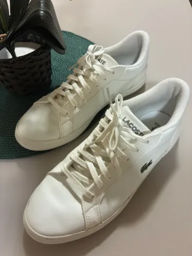 Tênis Nº 41 Lacoste original pouco usado