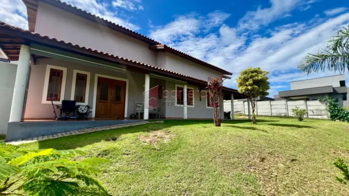 CASA TÉRREA À VENDA NO CONDOMÍNIO RESIDENCIAL MONTES CLAROS EM ITUPEVA/SP
