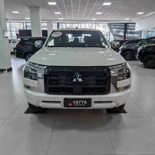 Mitsubishi TRITON HPE-S 2.4 CD 4X4 TB Diesel Aut. 2026