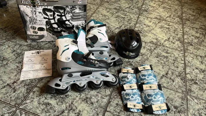 Patins número  33 a 36 masculino/feminino 